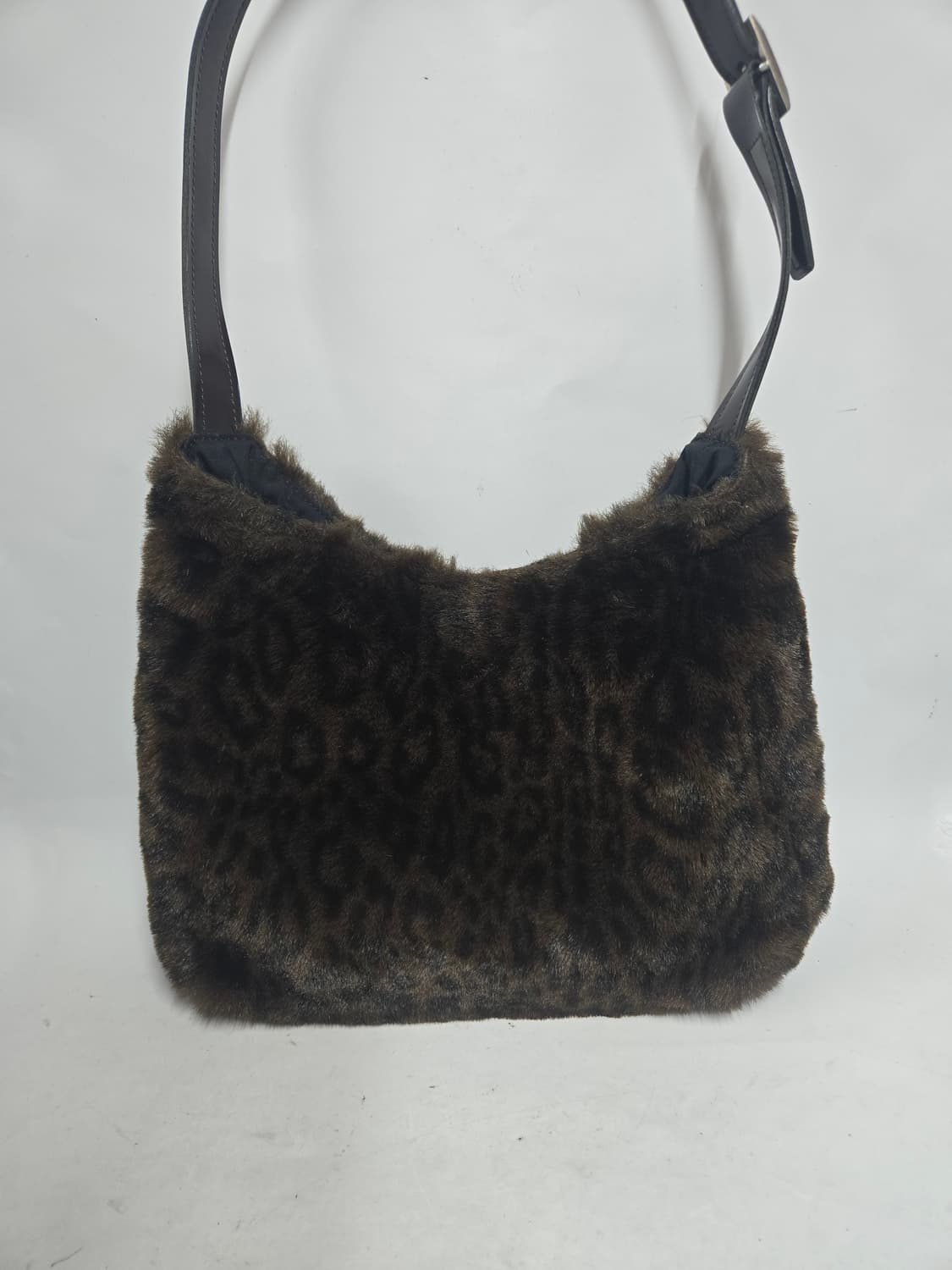 한섬sj 브라운 퍼 숄더백 호보백 상품이미지2