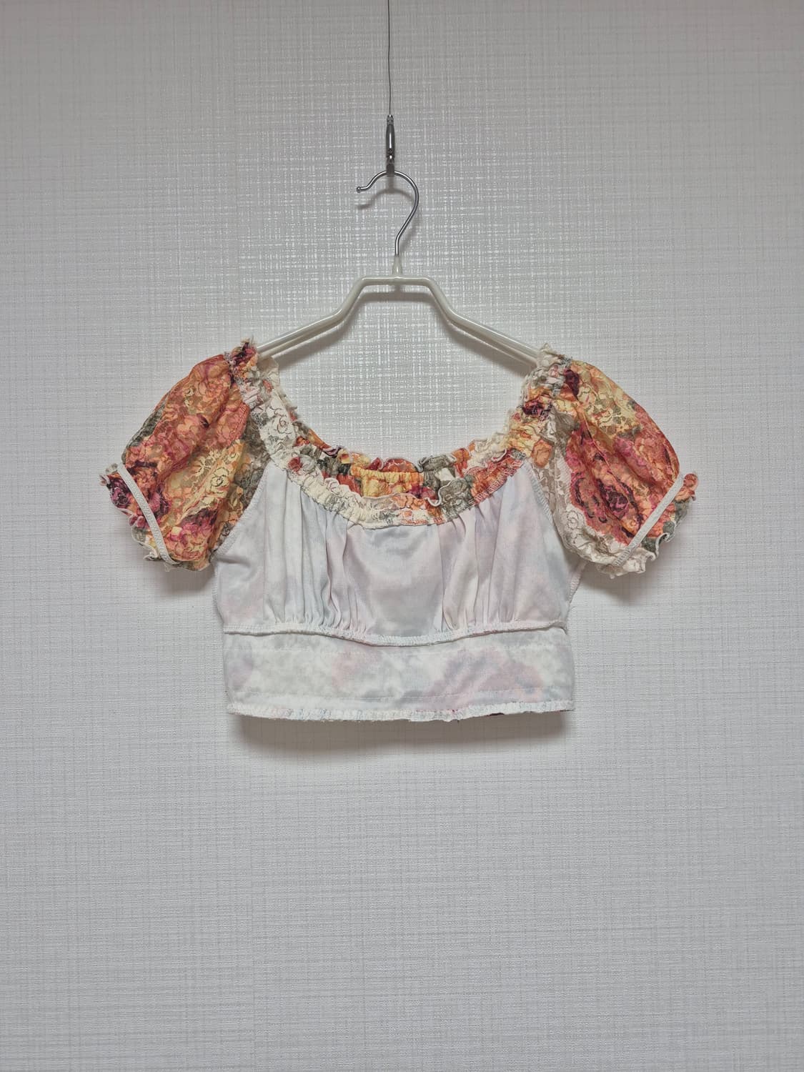 리즈리사 샘플 오렌지플로럴 크롭탑 상품이미지4