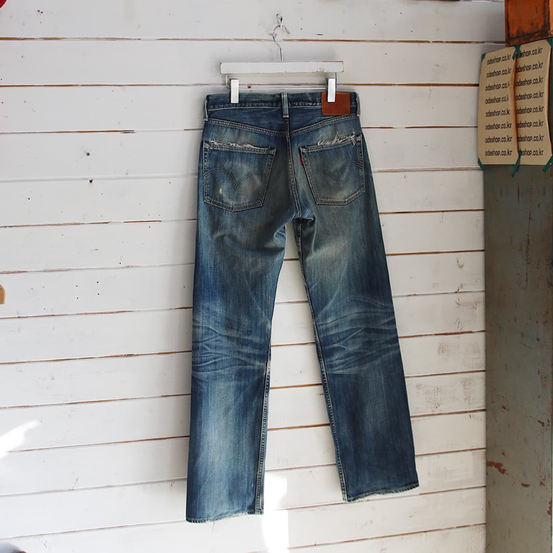 (착용컷) 리바이스 503 셀비지 진 (남성용 31) 상품이미지3