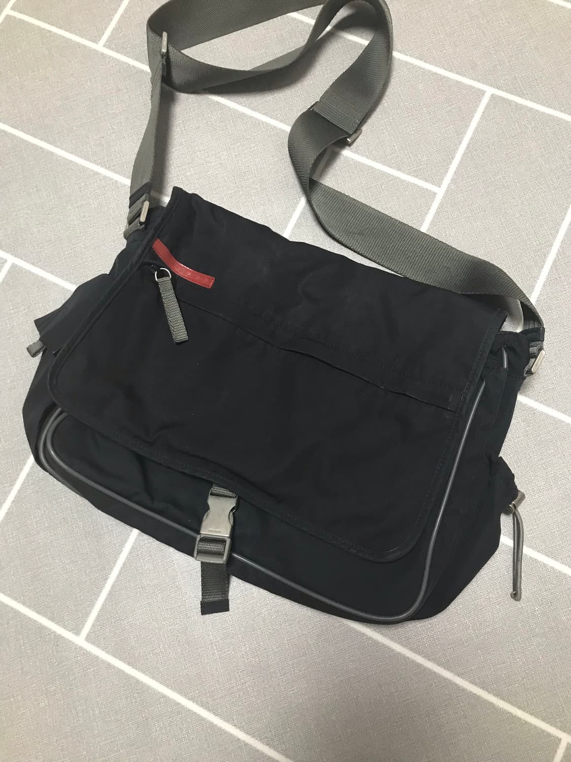 빈티지 프라다 스포츠 크로스 백 상품이미지1