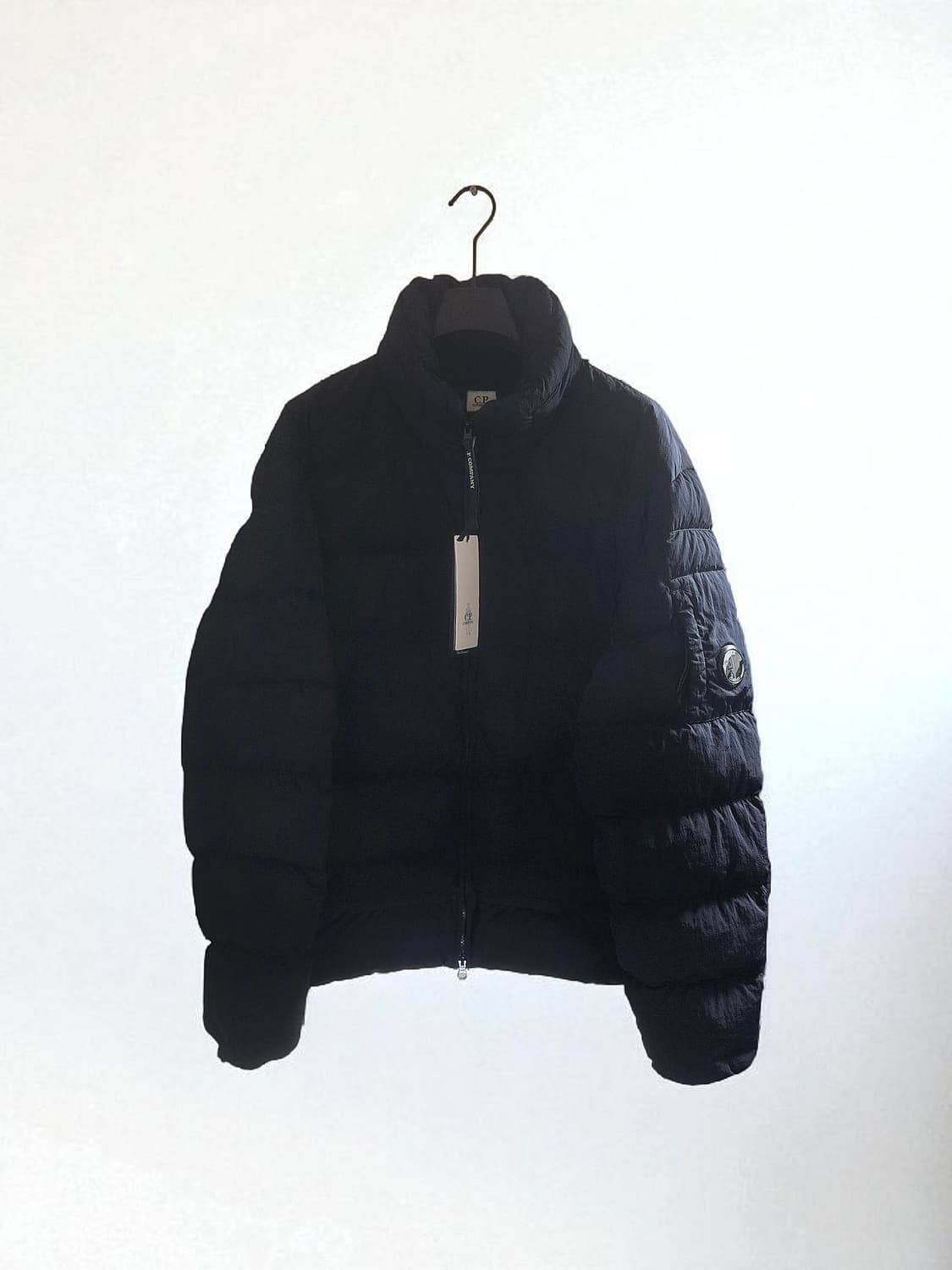 CP컴퍼니 에코 크롬 R 다운 자켓 네이비 상품이미지1