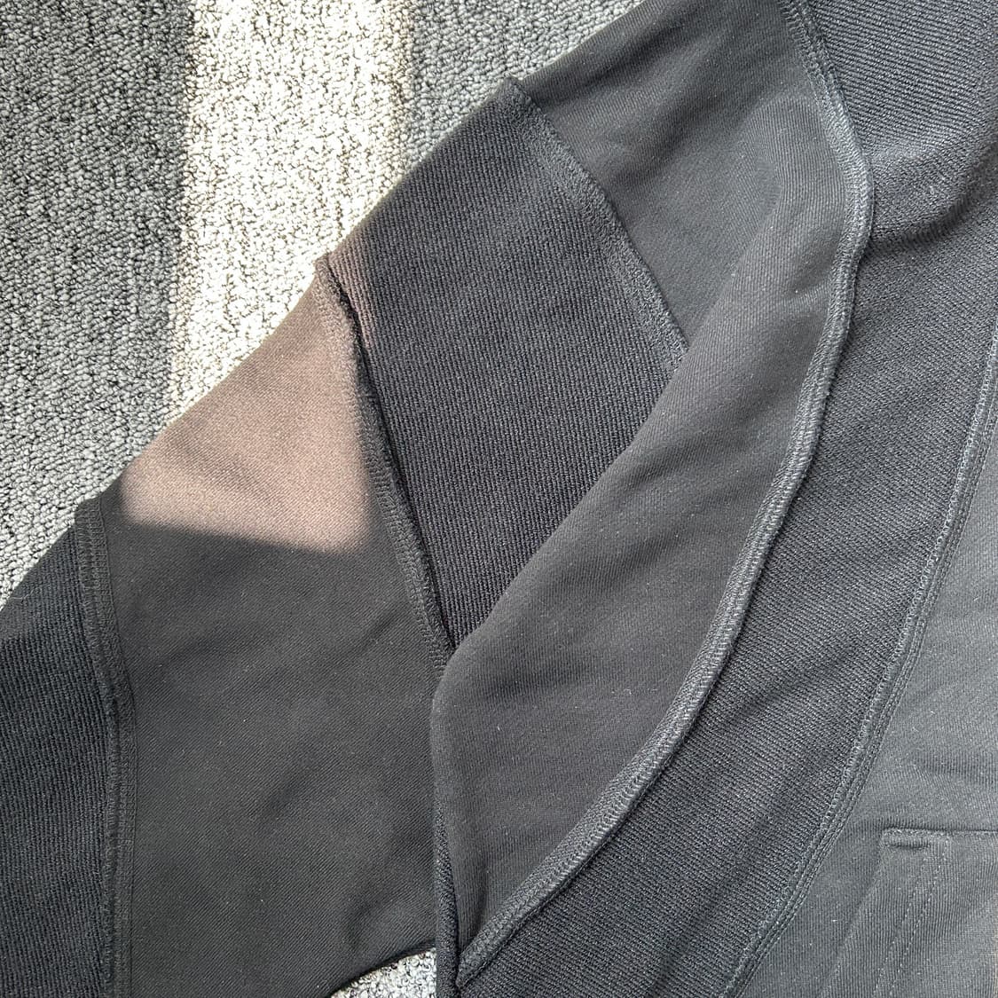 노매뉴얼 M.R.C 후드티 상품이미지4