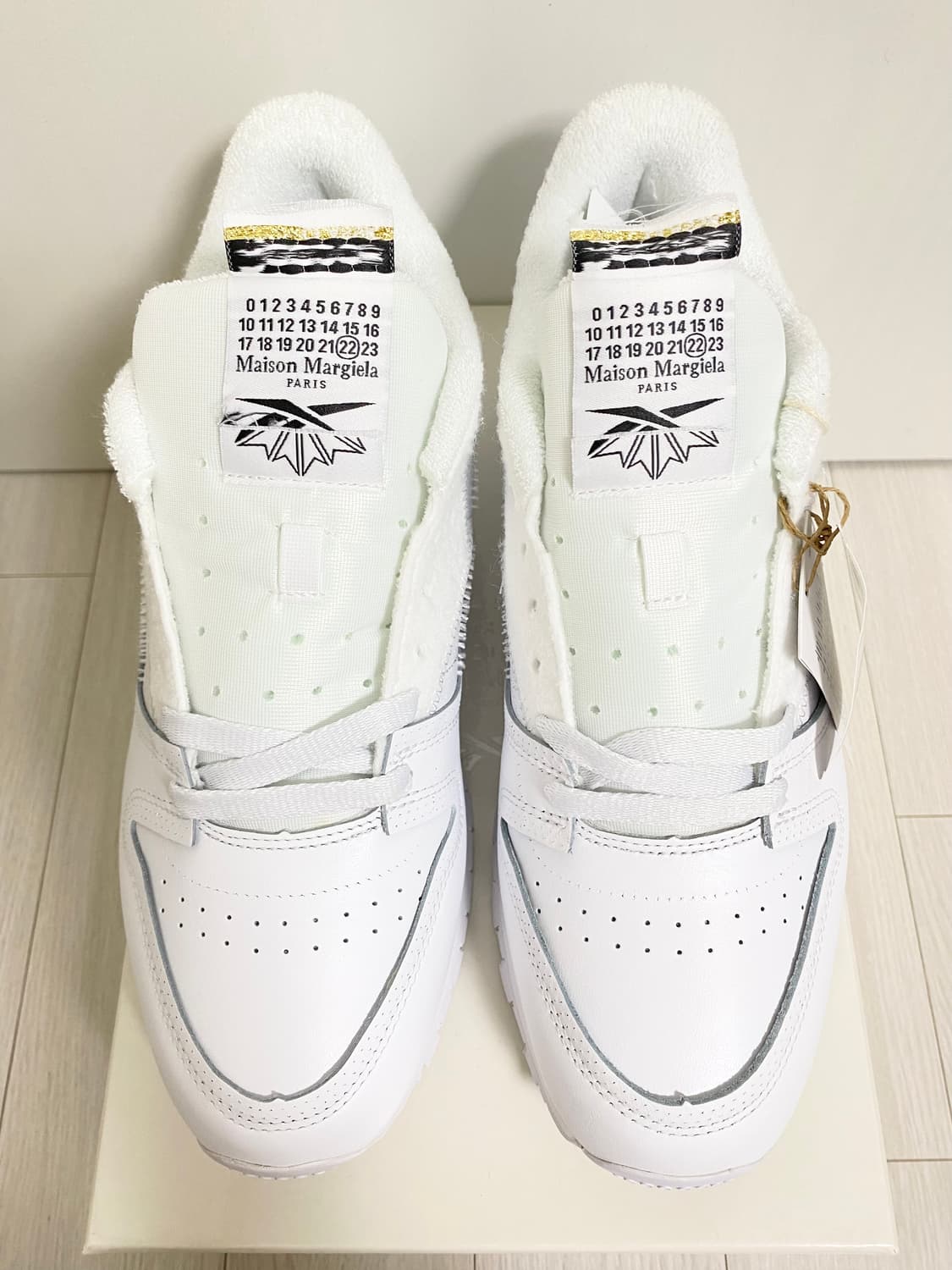 MAISON MARGIELA X REEBOK CLASSIC LEATHER 상품이미지3