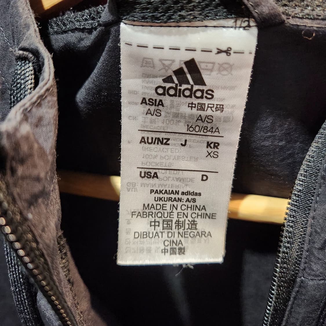 아디다스 삼선 후드 윈드브레이커 자켓 (블랙 / XS) 상품이미지3