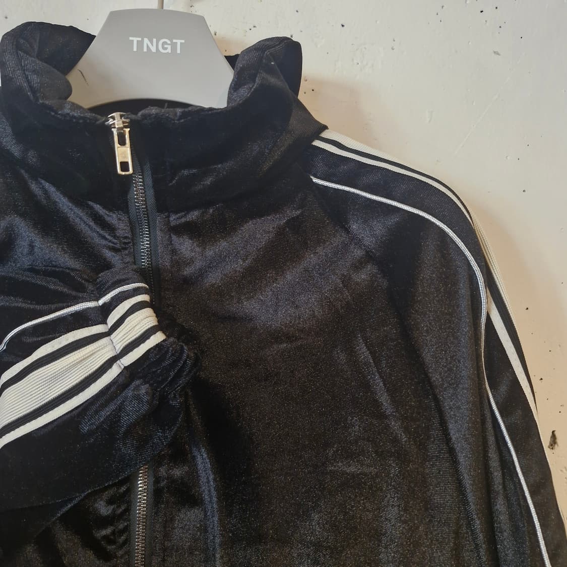 벨벳 트랙 집업 자켓 F 새상품급 상품이미지2