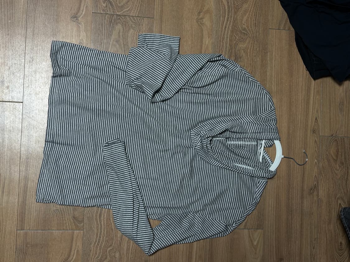 해칭룸 스트라이프 후디 그레이 L 상품이미지2