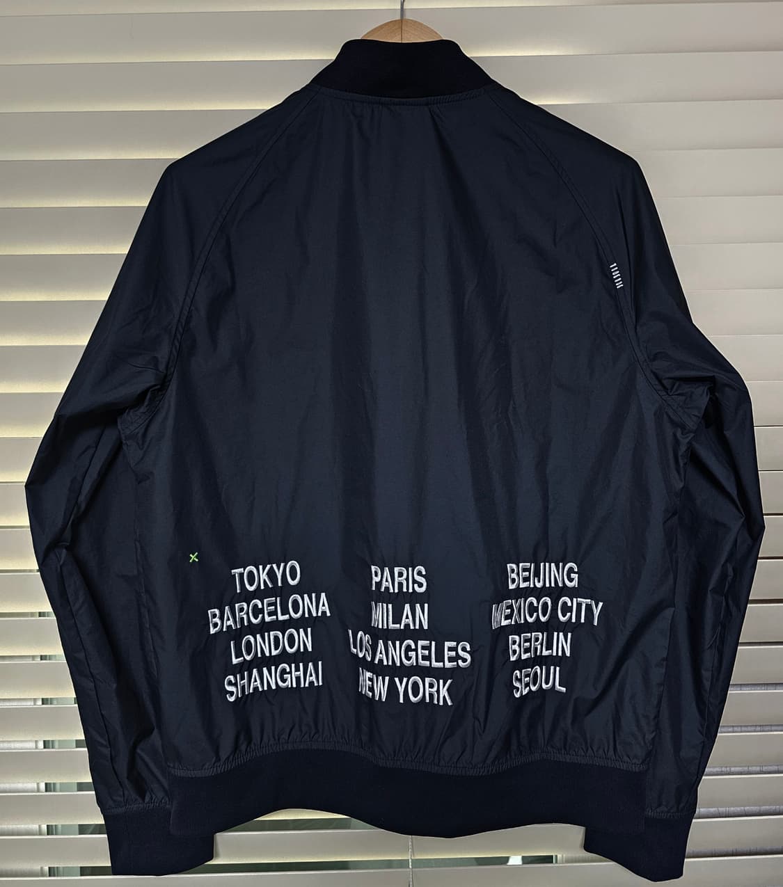 나이키 월드투어스타디움 우븐자켓 L(100) 상품이미지3
