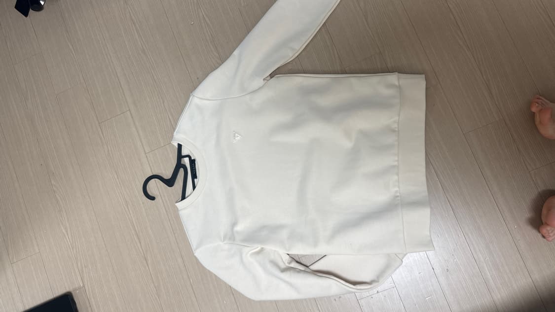 게스 맨투맨 상품이미지1