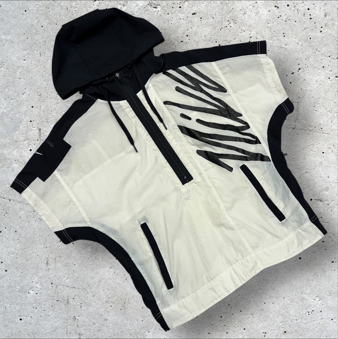 [S] 나이키 라이트웨스트 후드 바람막이 반팔 자켓 C536 상품이미지1