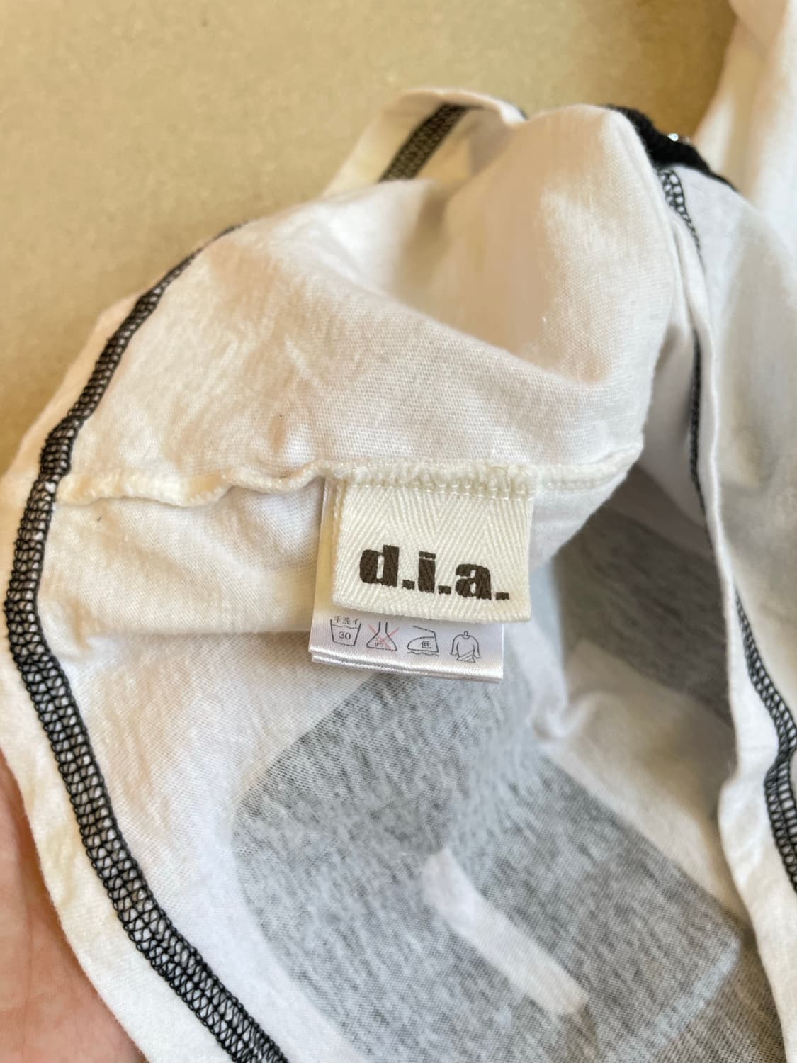 d.i.a 후드 반팔  상품이미지6