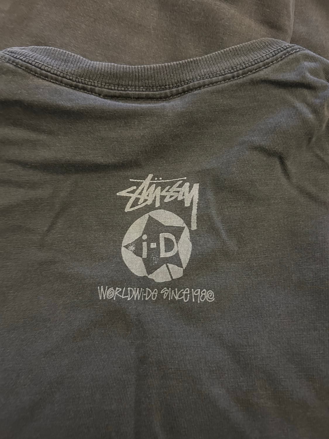 스투시 ID 매거진 티셔츠 상품이미지3