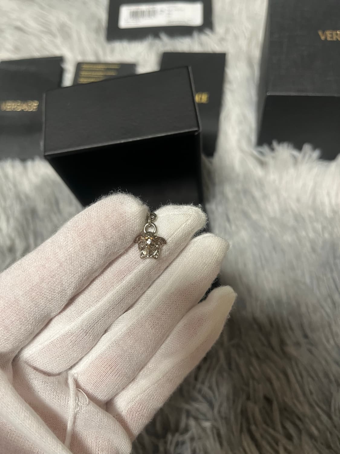 베르사체 메두사 목걸이 상품이미지4