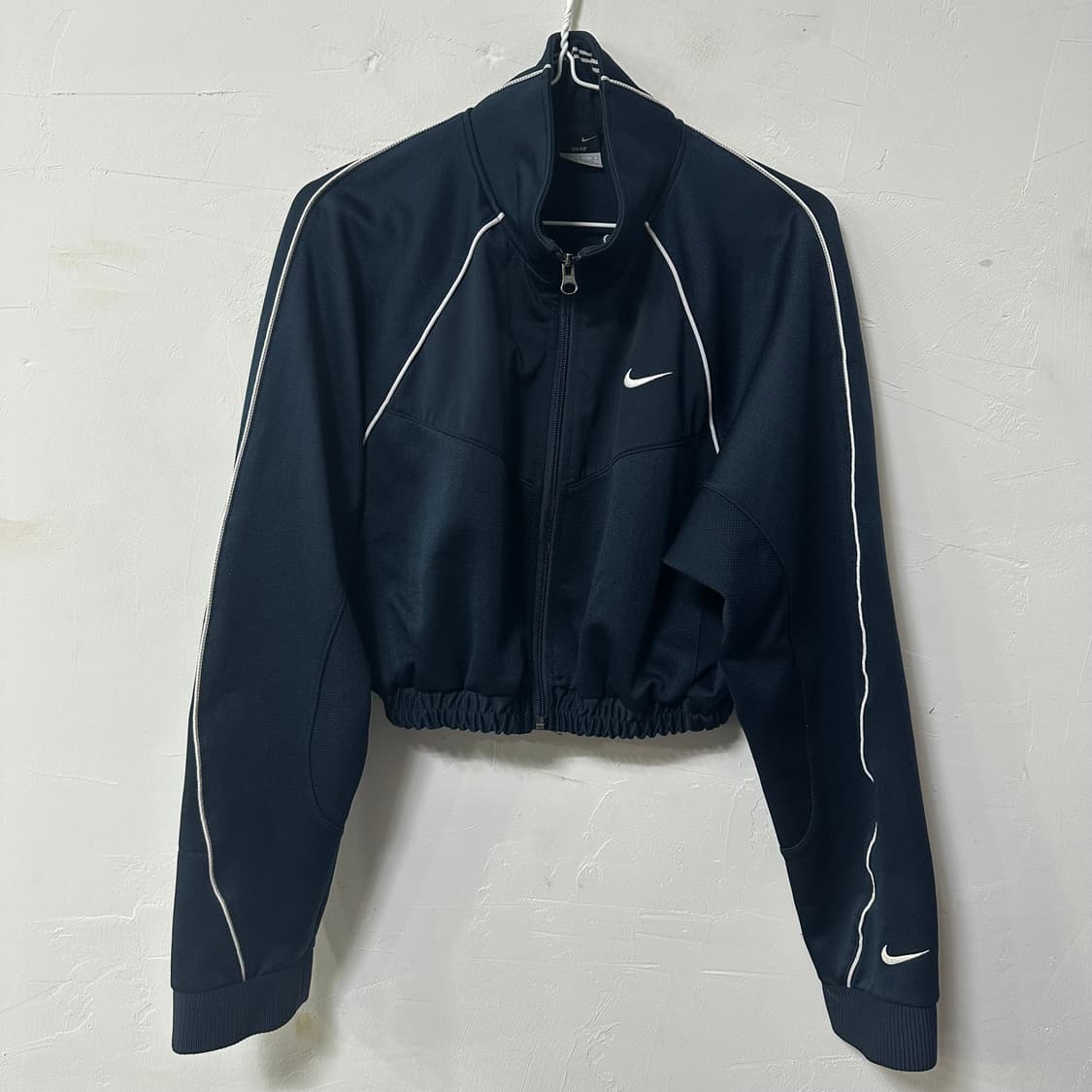 (M) 나이키 여성 크롭 커스텀 트랙탑 져지 상품이미지1