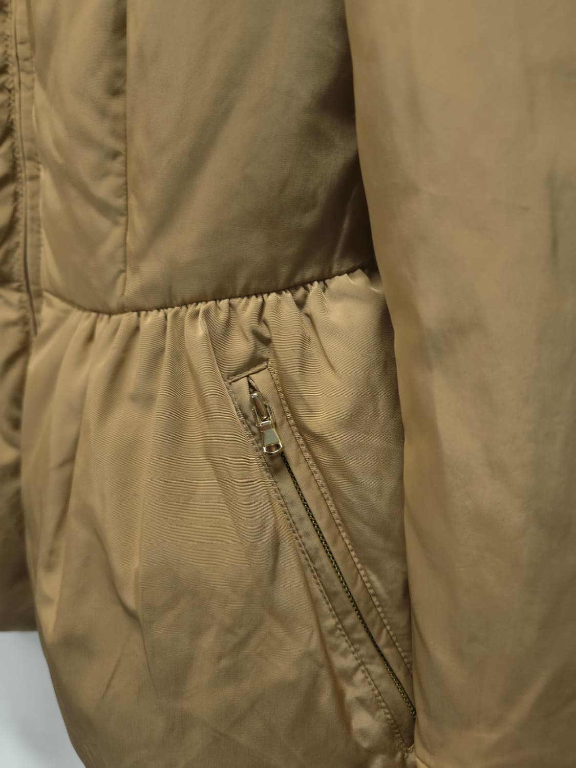 에고이스트 여성 셔링포인트 오리털 숏패딩 상품이미지7