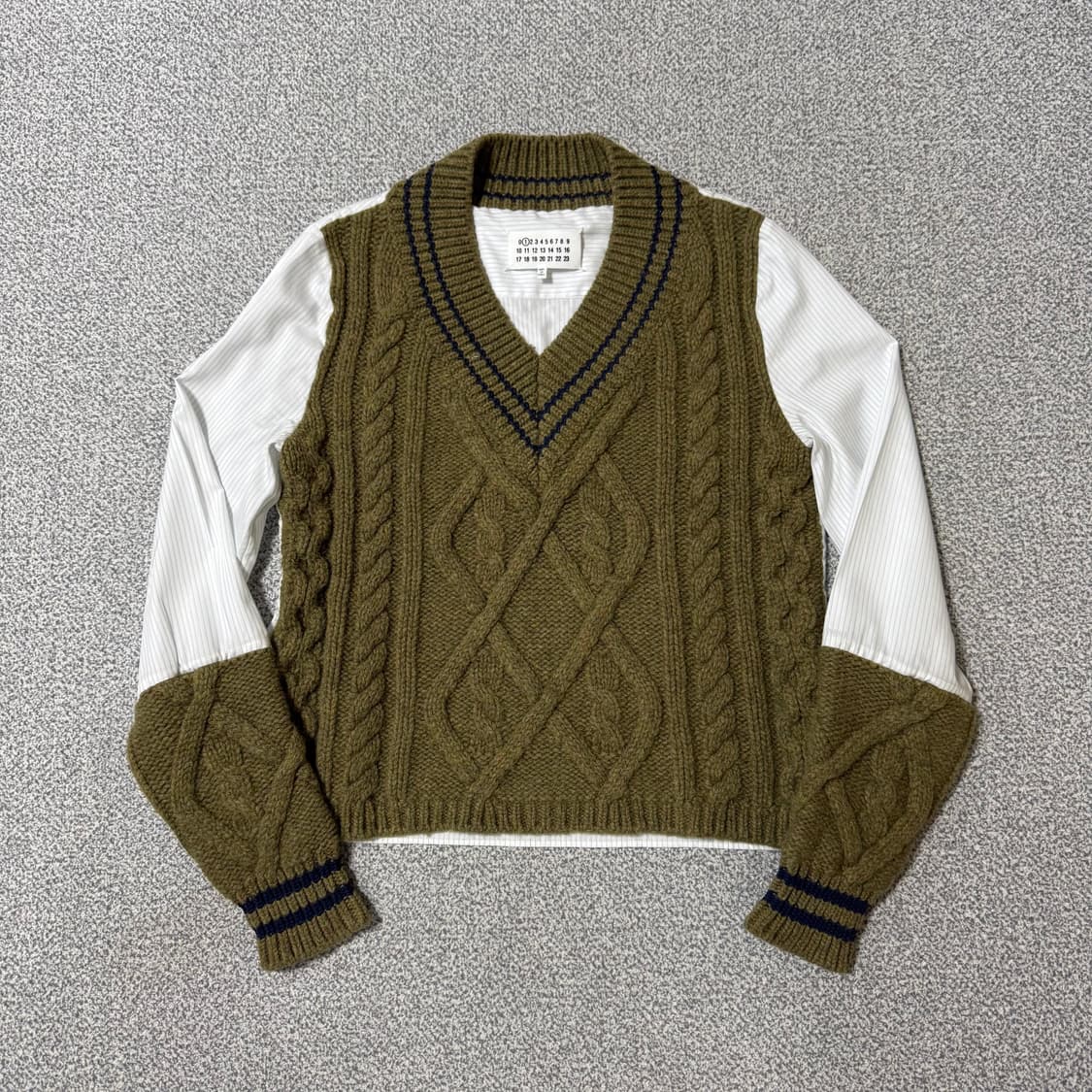 메종 마르지엘라 브이넥 셔츠 니트 여성용 상품이미지1