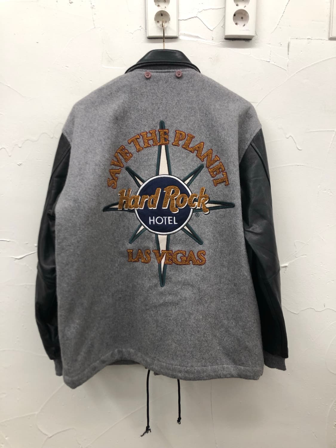 하드락카페 리얼레더 바시티 상품이미지1