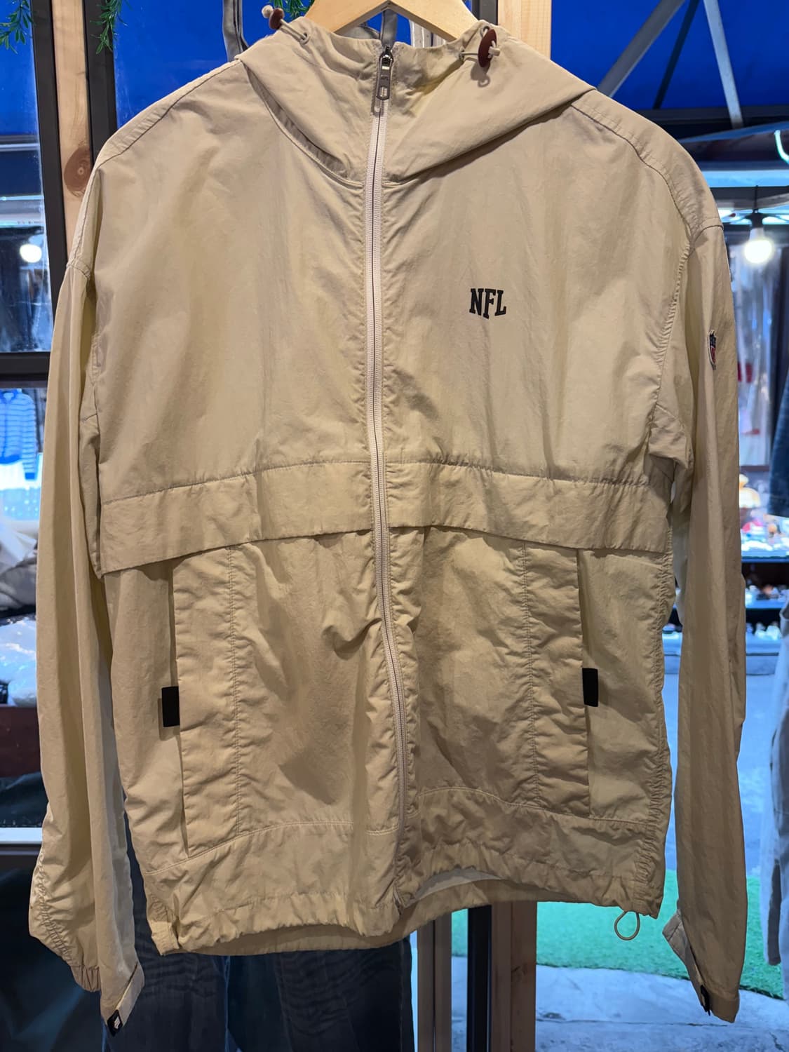 NFL 아이보리 바람막이 상품이미지1