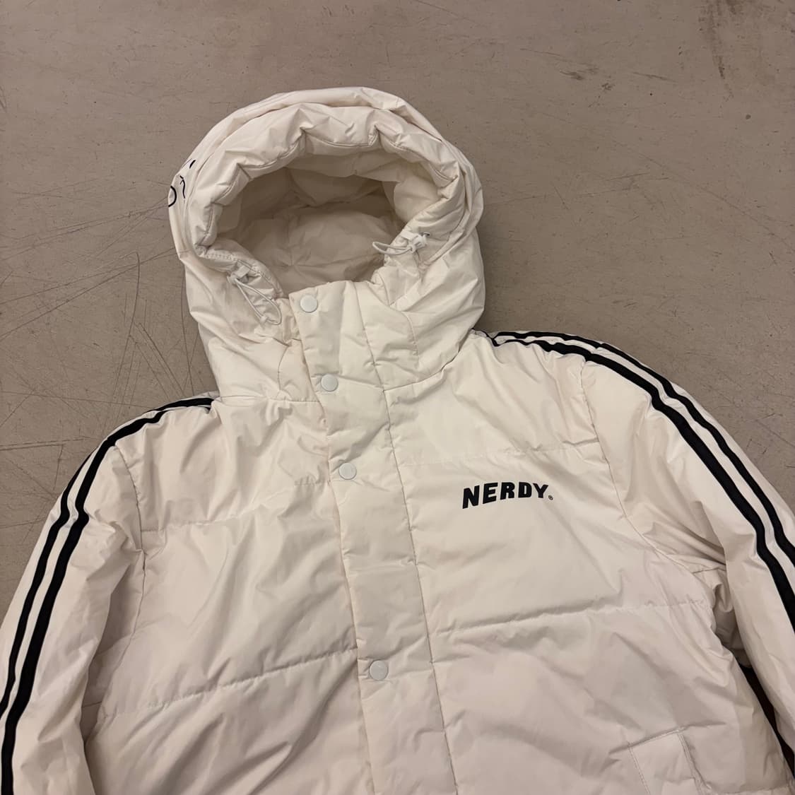 널디 스몰로고 화이트 롱패딩 상품이미지2