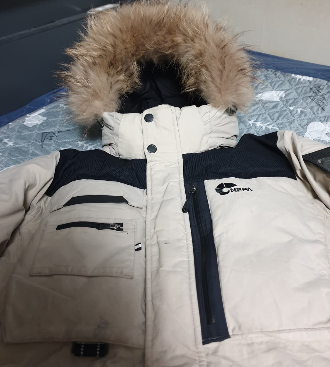 네파 익스트림 노리미트 라쿤퍼 구스다운 패딩 자켓 (100) 상품이미지2