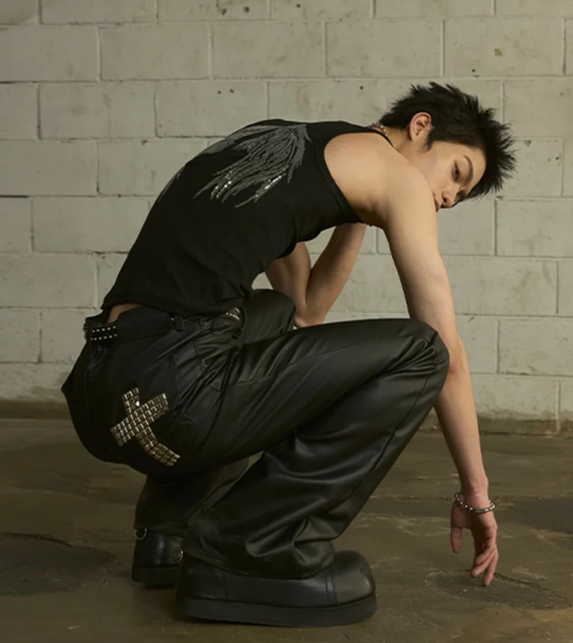 랜 아카이브 크로스 스터드 레더 팬츠 - 블랙 상품이미지3