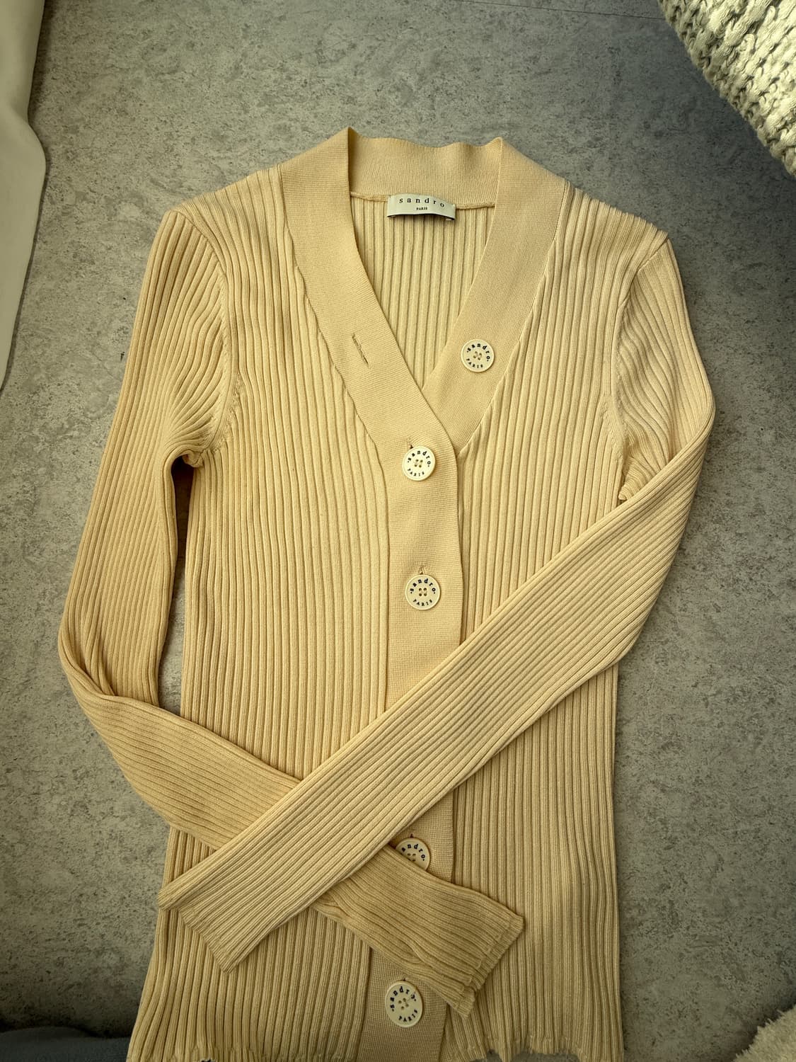 산드로 가브리엘 가디건 아이보리 1 상품이미지3