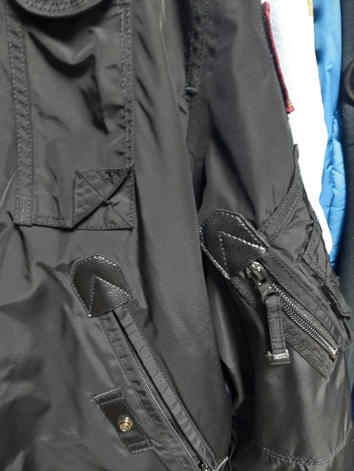 파라점퍼스 고비 블랙 패딩 점퍼 상태최상 M 상품이미지8