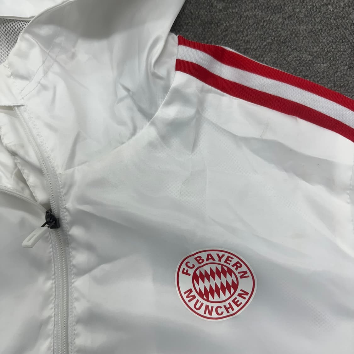 아디다스 뮌헨 바람막이 상품이미지6