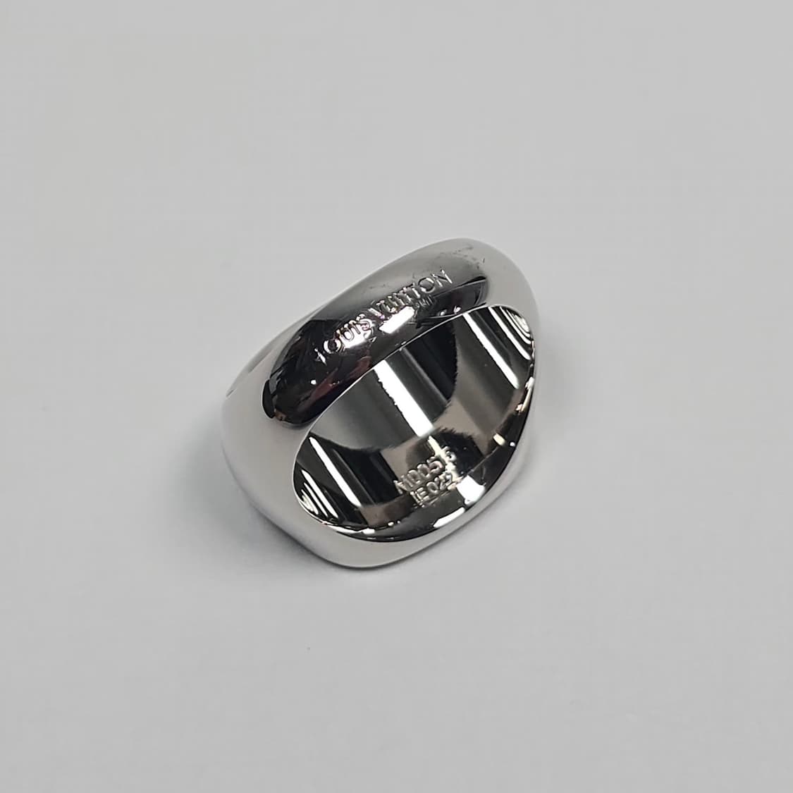 루이비통 모노그램 락 시그넷 반지 브라운 ( 20호 ) 상품이미지5