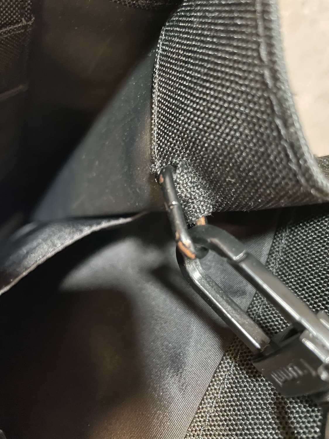 준지(JUUN.J) 22FW 로고 크로스백 가방 상품이미지6