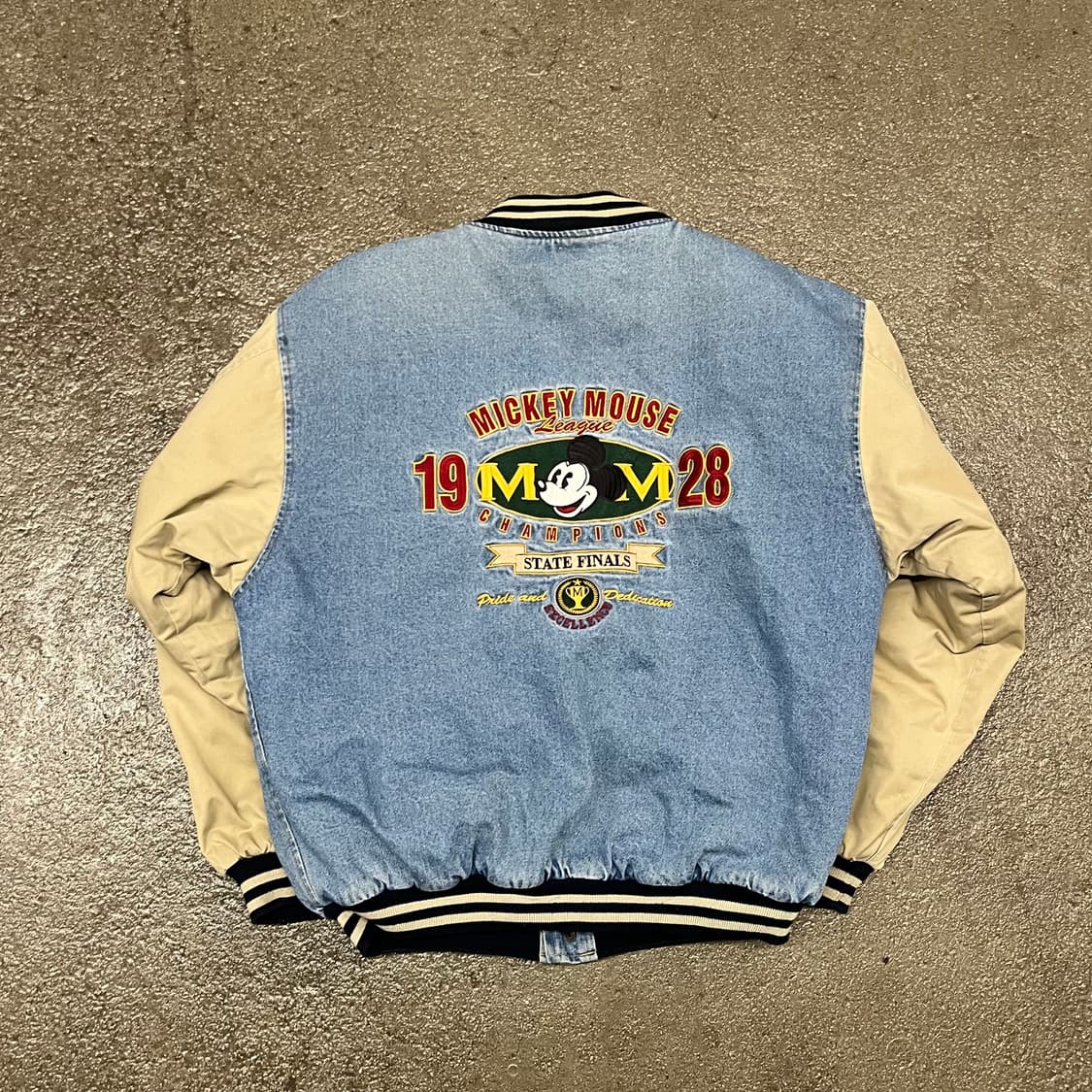 90s 미키마우스 데님 바시티 (105-110) 상품이미지3