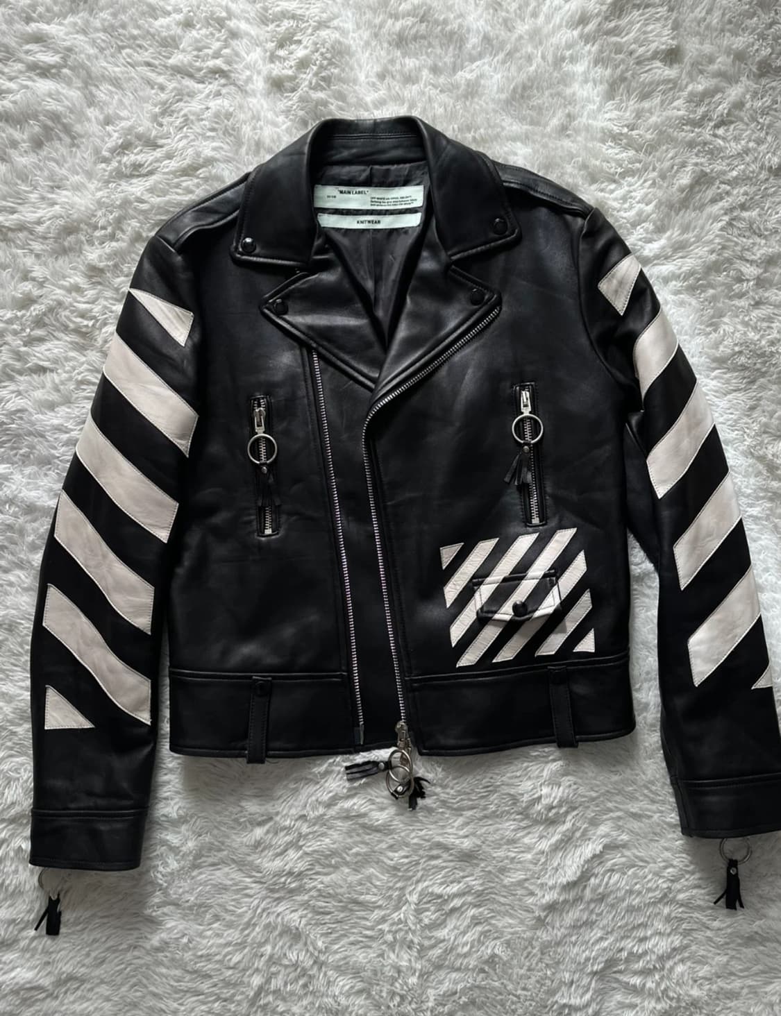 오프화이트 가죽 라이더 자켓 블랙 상품이미지4