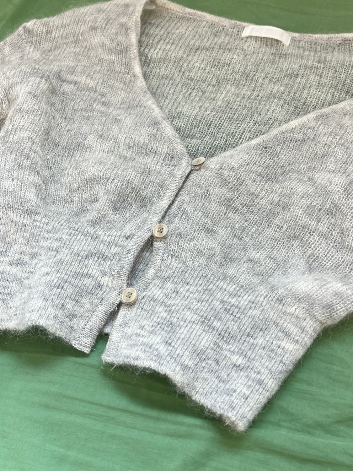 슬로우가먼츠 키드모헤어 크롭 가디건 상품이미지2