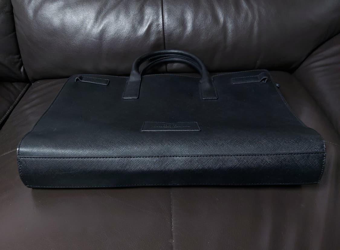 지오지아 블랙 토트백 크로스백 서류가방

 상품이미지4