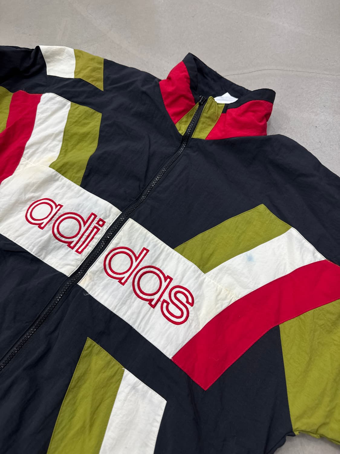 아디다스 80S 빅로고 나일론 바람막이 상품이미지4