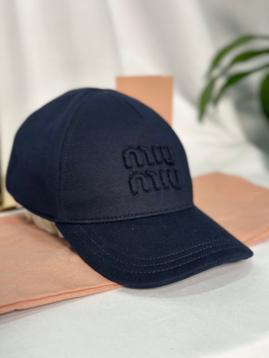 [정품]미우미우 데님 베이스볼 캡 네이비 상품이미지3