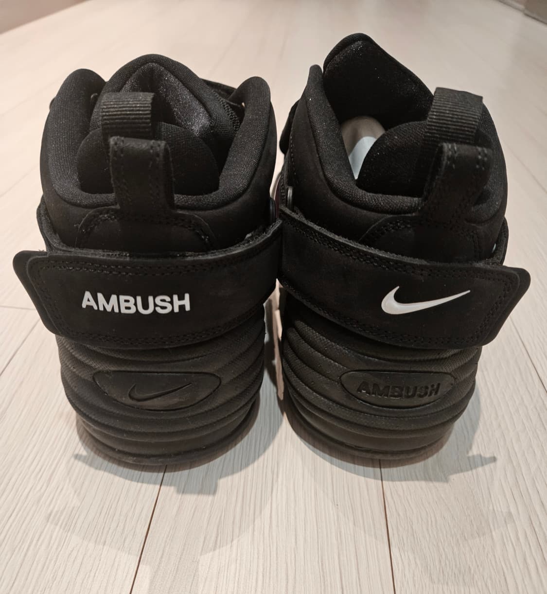 [270] 나이키x앰부쉬 에어 어저스트 블랙 상품이미지4