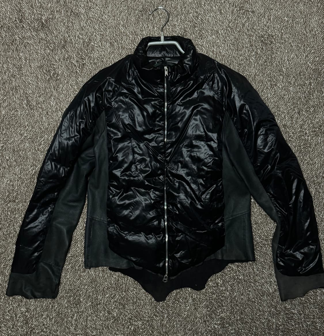 더솔로이스트 사슴가죽 경량패딩 상품이미지1