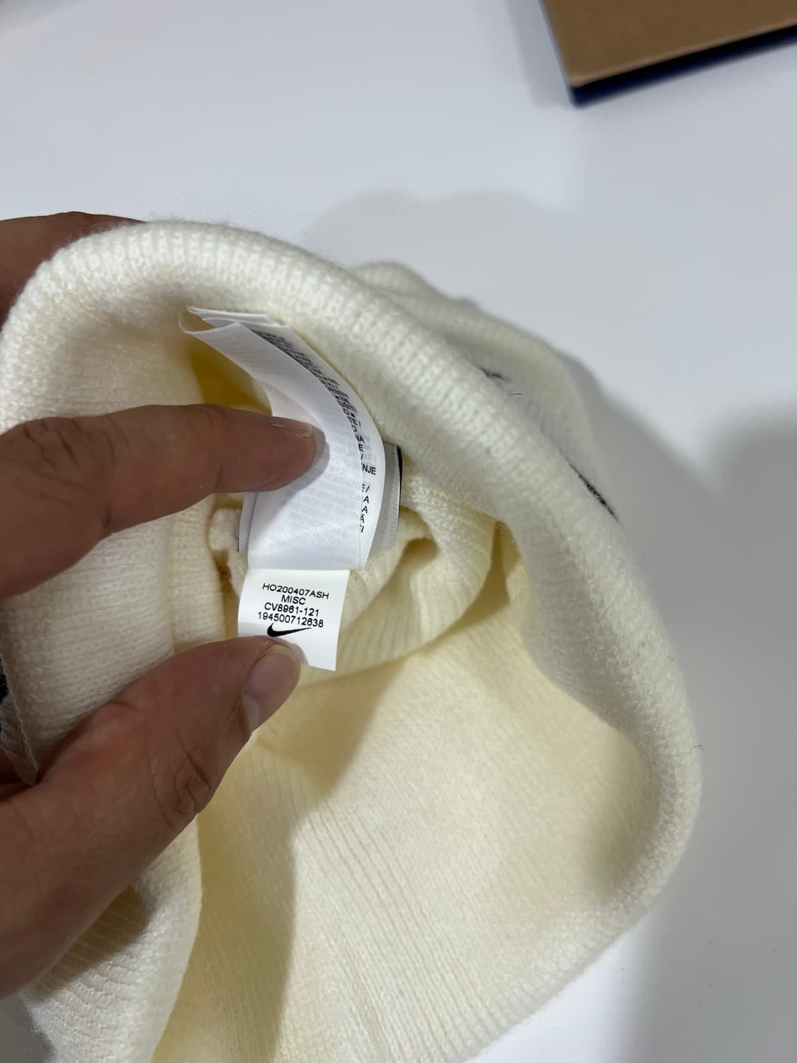 [새제품]나이키 스투시 커프 비니 화이트 상품이미지3