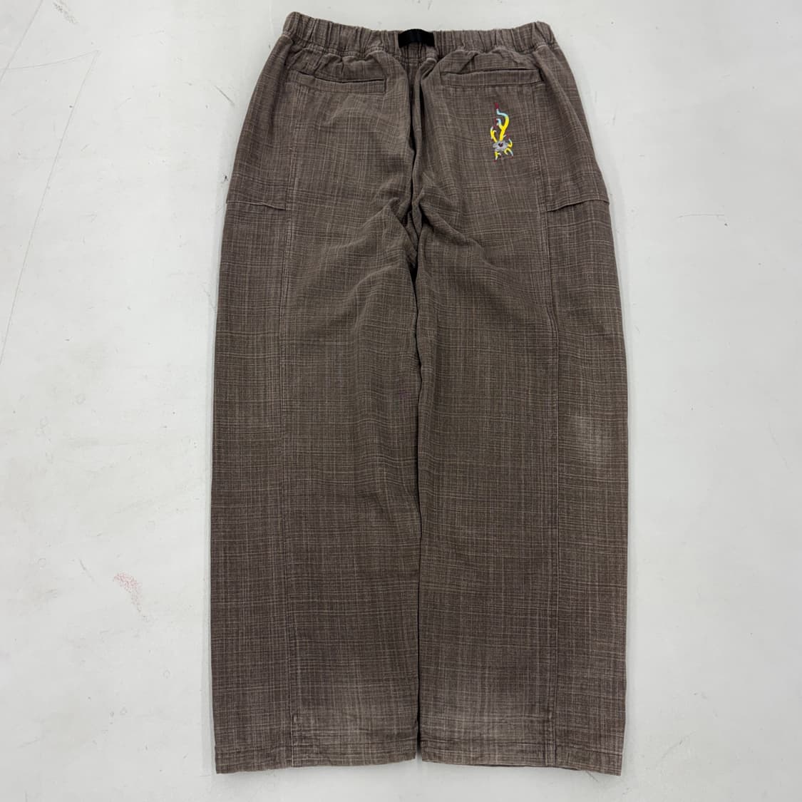 예스아이씨 와이드 벨티드 미니 자수 팬츠 상품이미지3