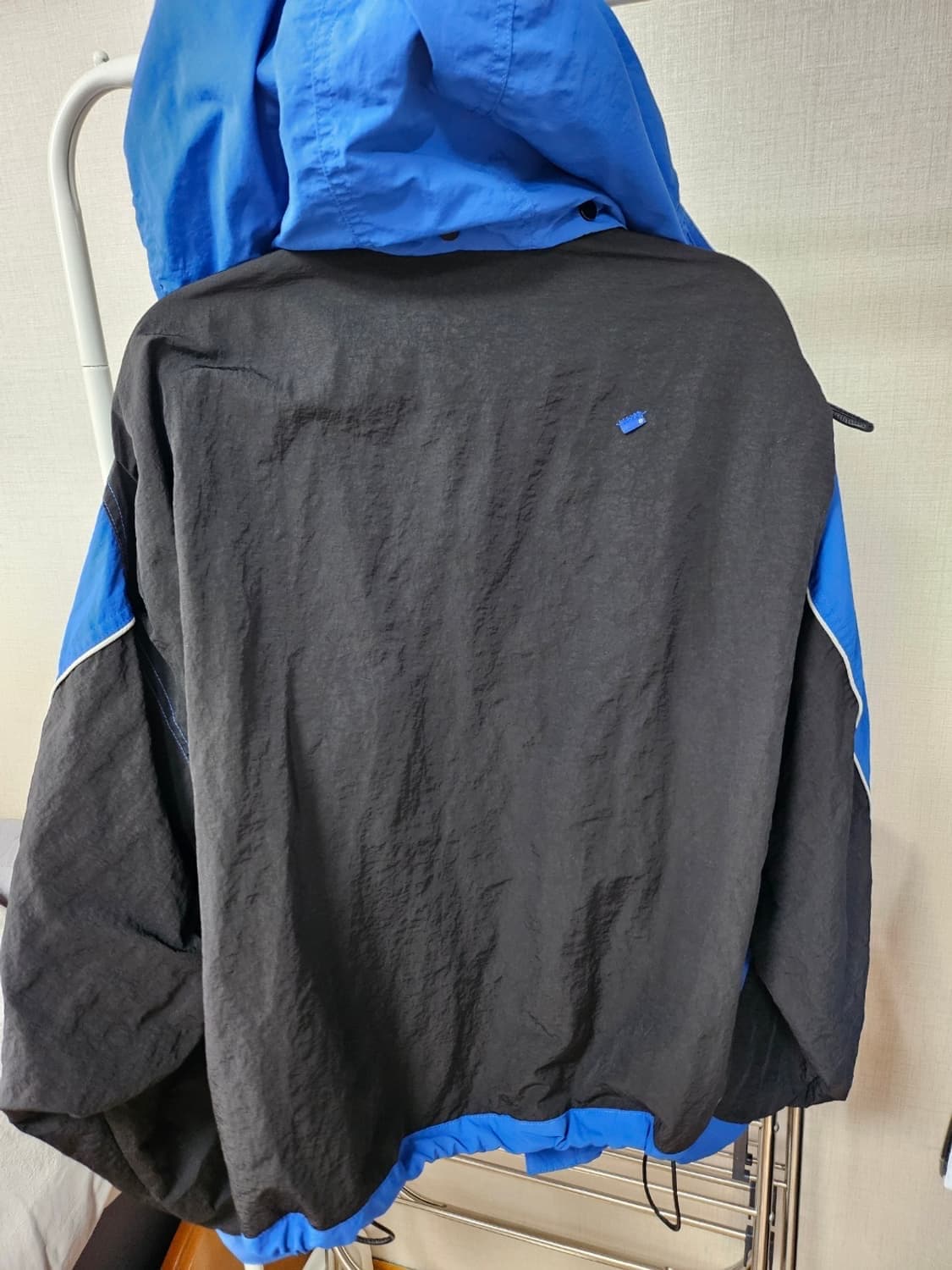 아더에러 그램퍼 자켓 블루 A3 사이즈 상품이미지2