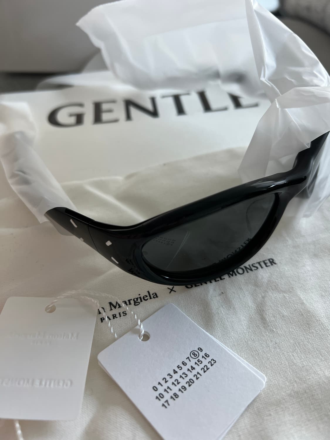 새상품) 젠틀몬스터 x 마르지엘라 MM105 선글라스 상품이미지6