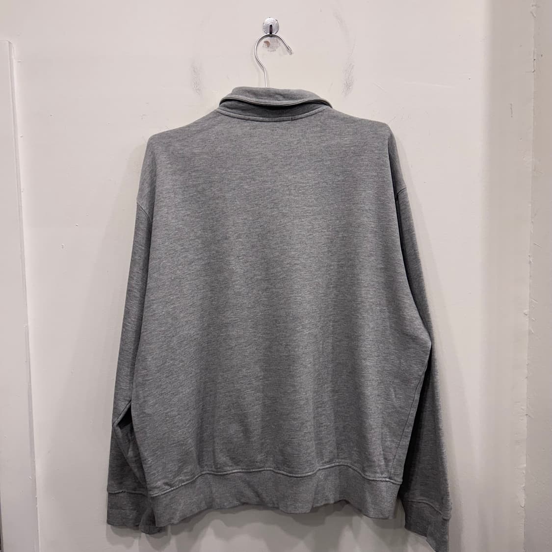 에잇세컨즈 카라 반집업 럭비 맨투맨 상품이미지5