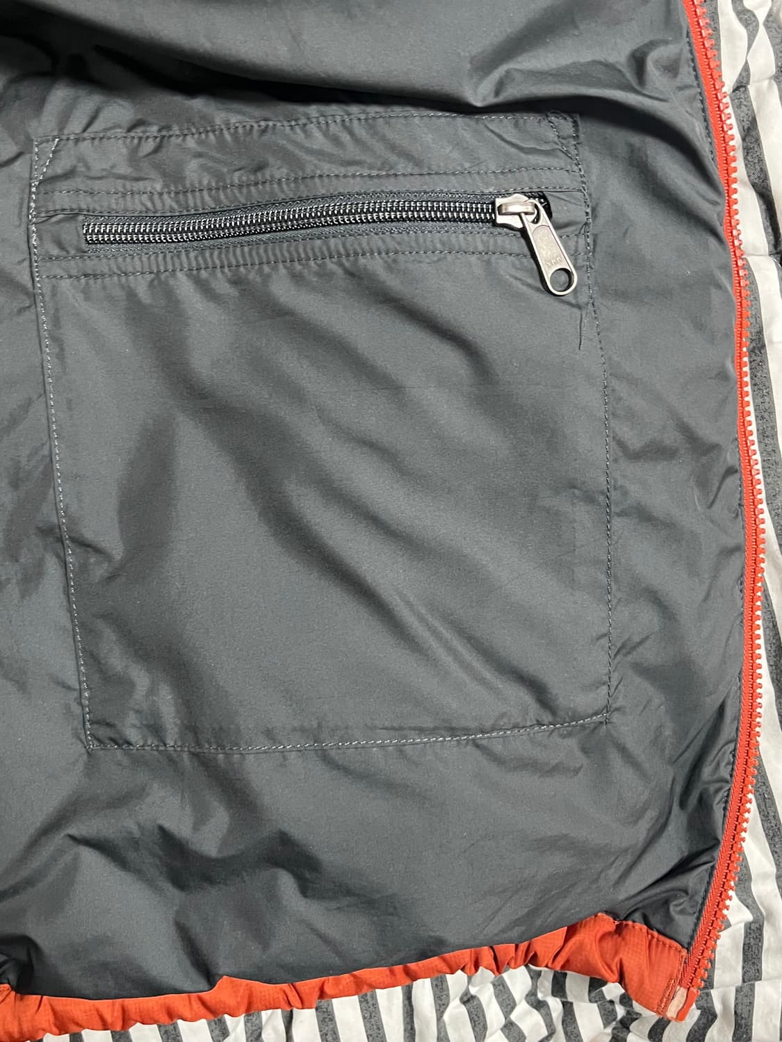 노스페이스 700 중앙로고 패딩 조끼 오렌지 L 상품이미지8