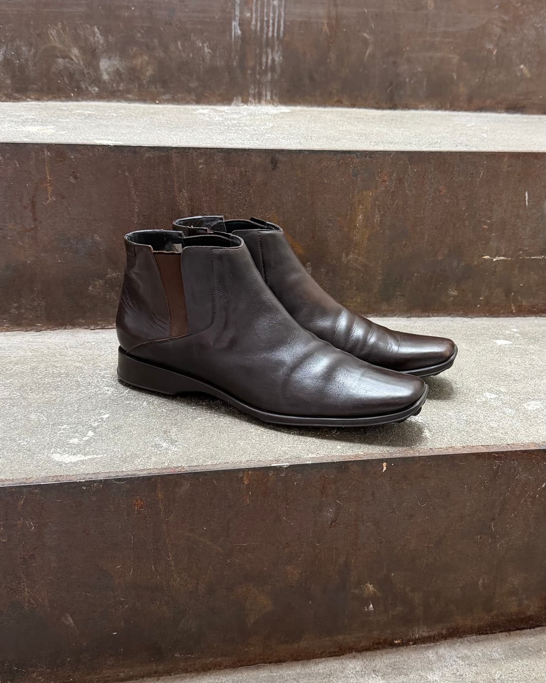 질샌더 다크브라운 레더 첼시부츠 상품이미지1