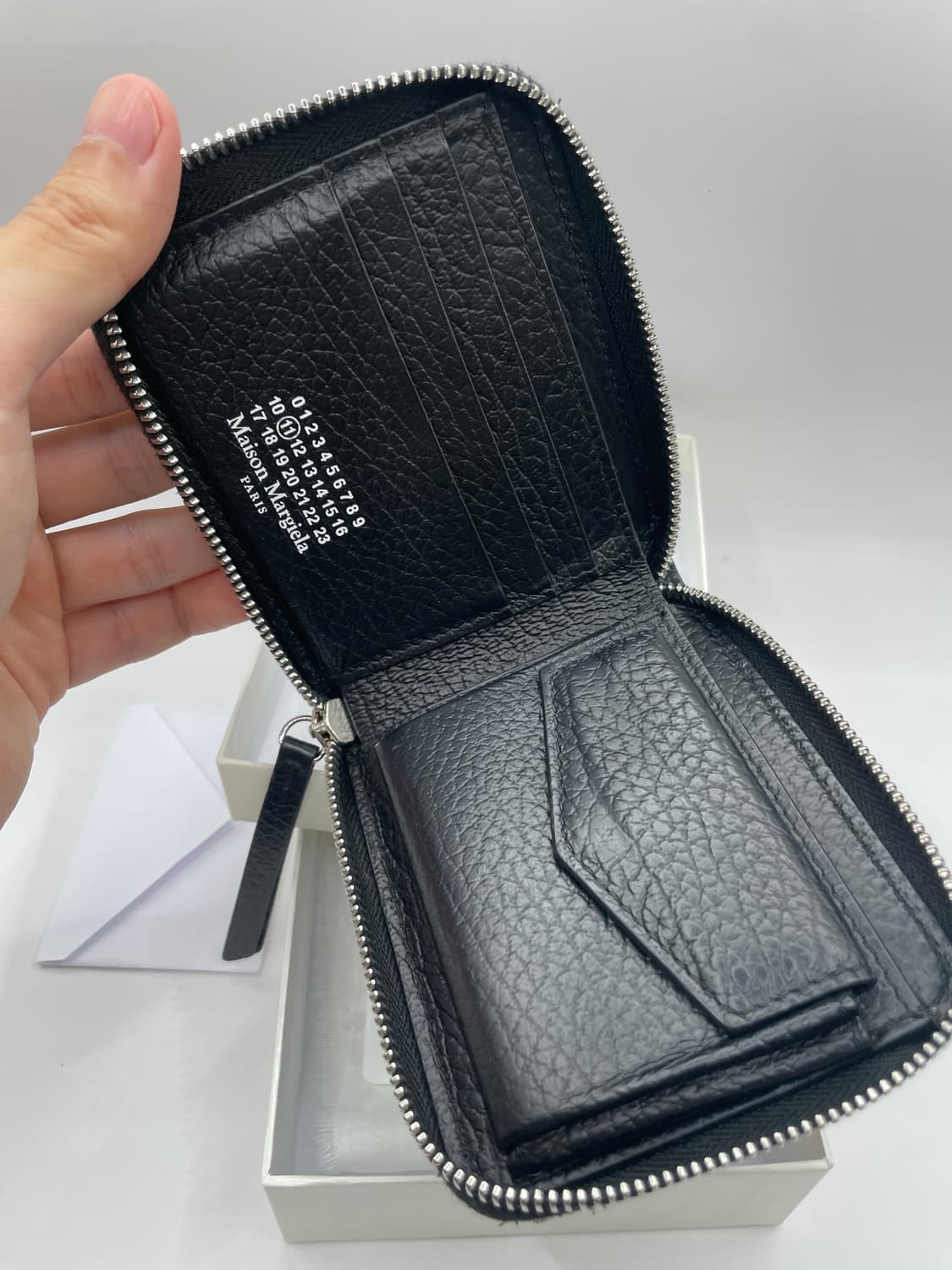 메종 마르지엘라 집 어라운드 반지갑 상품이미지5