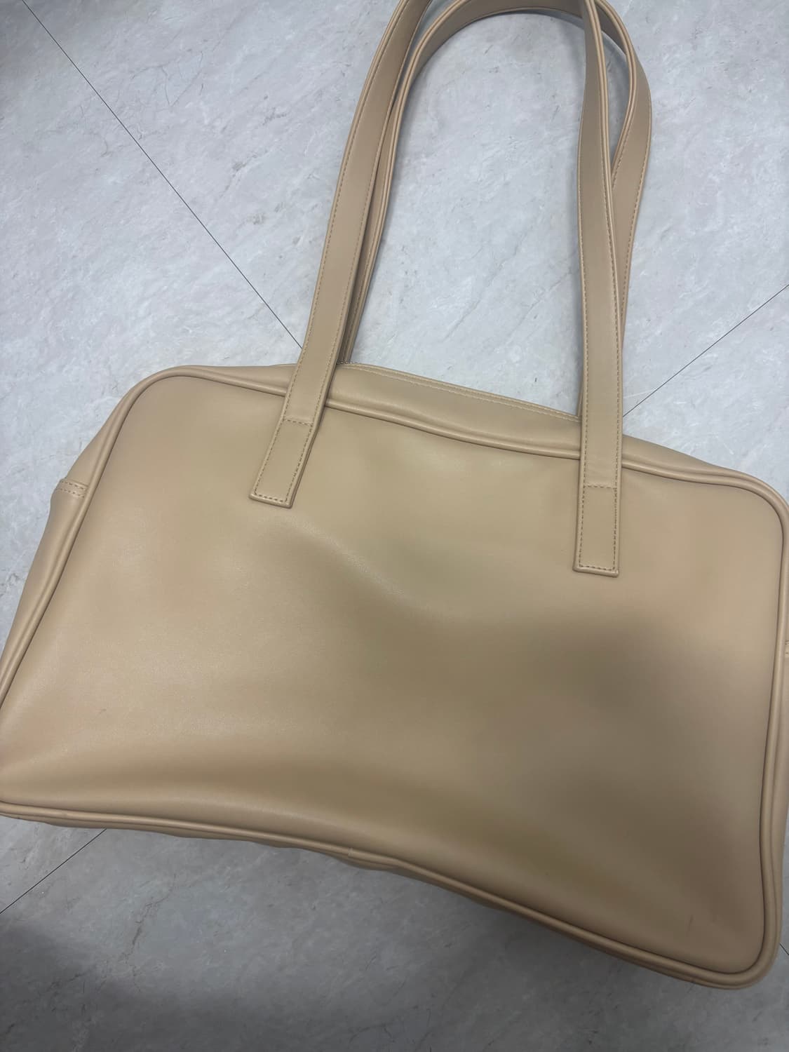 필인더블랭크 트라페즈 숄더백 베이지 상품이미지4