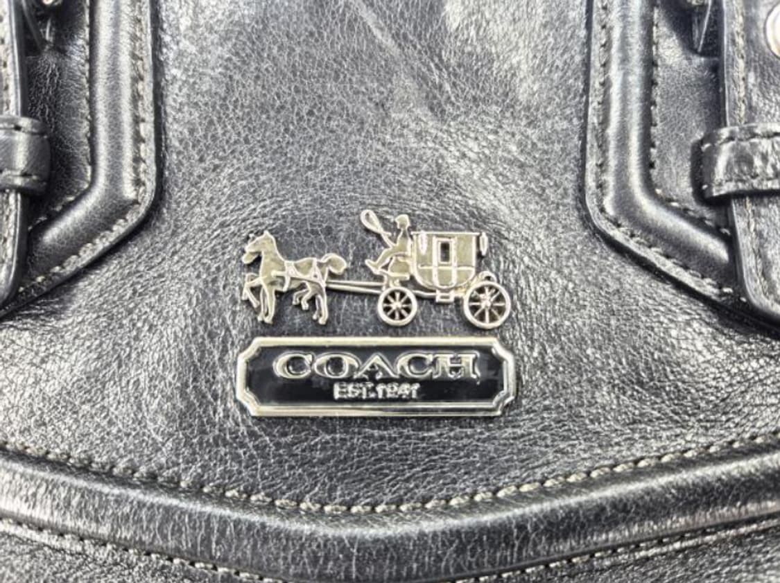 코치 숄더백 상품이미지4