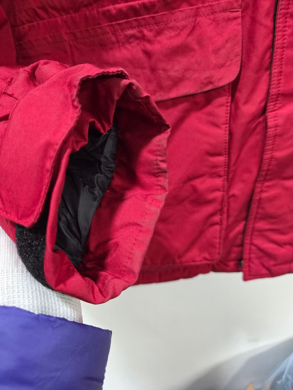 노스페이스 McMURDO 레드 덕다운 패딩 점퍼 100 상품이미지3