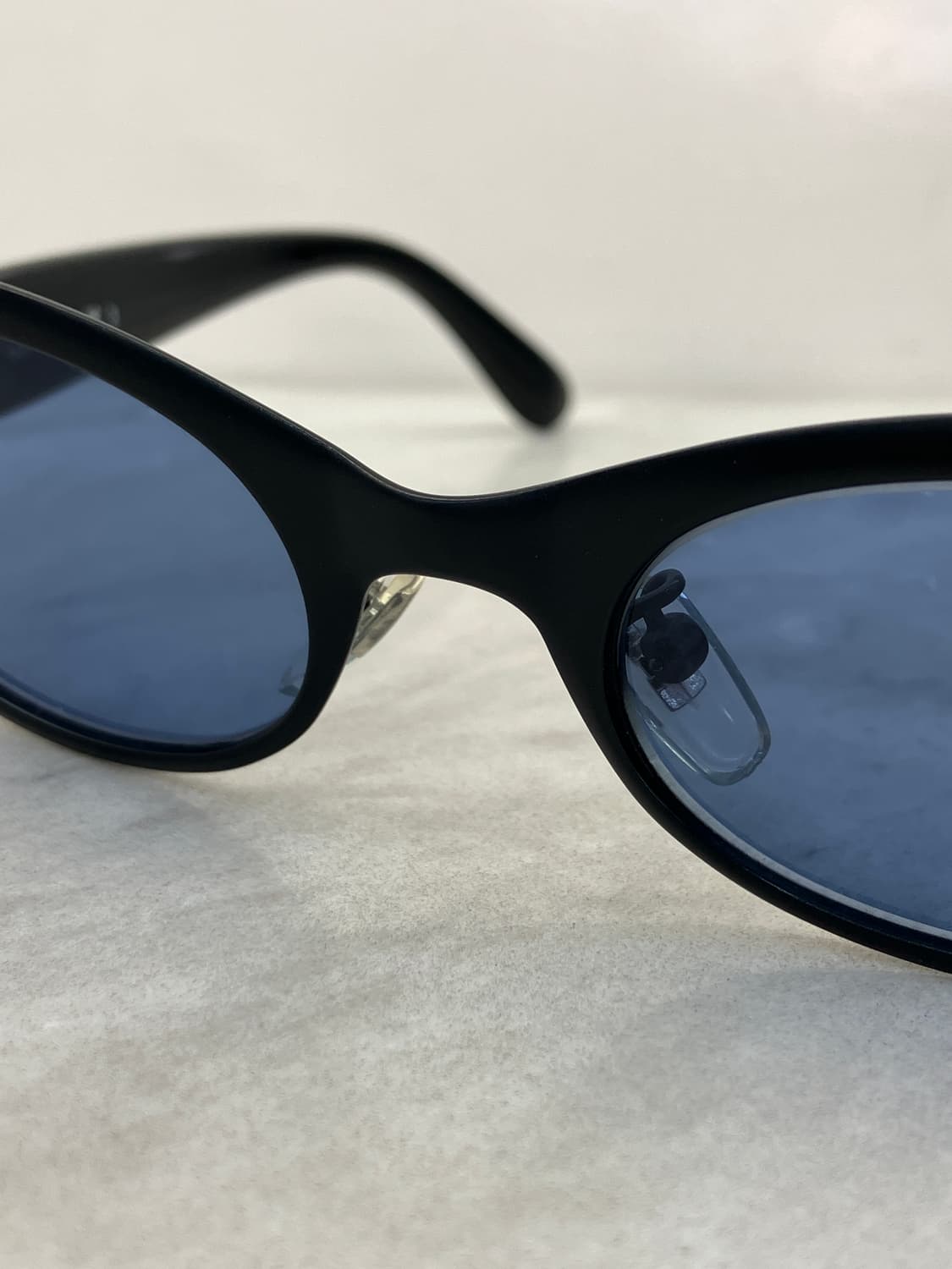 베르사체 VERSACE 매트 블랙 오벌 선글라스 상품이미지5