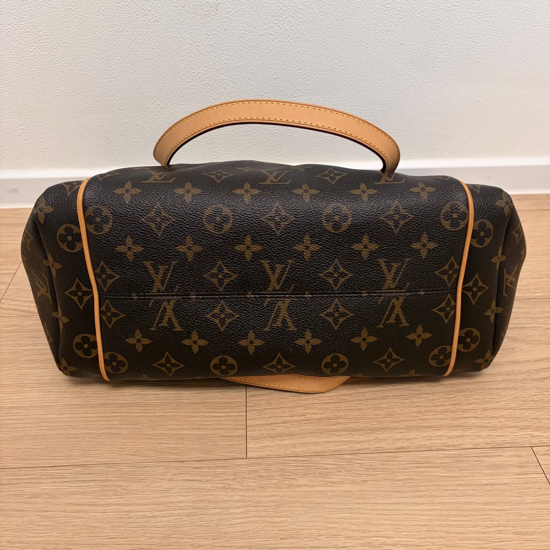 [정품] 루이비통 토탈리 MM 숄더백 (모노그램 캔버스) 상품이미지4